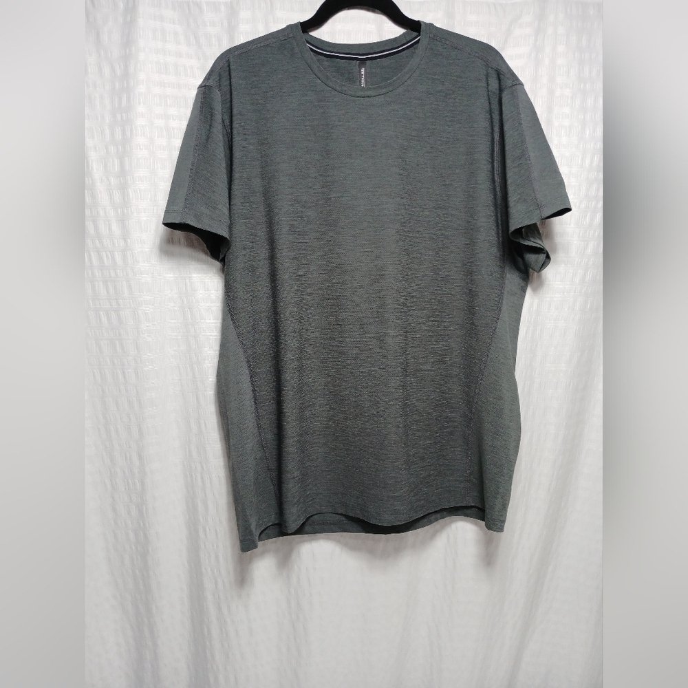 10 Thousand Versatile Shirt  short sleeve Men's Size XL